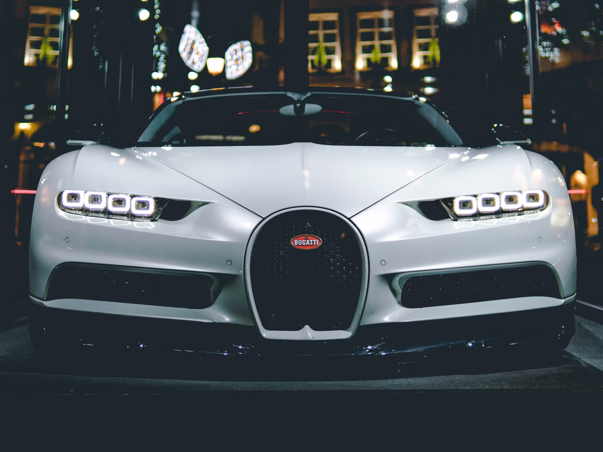 Luxury dealer hero vehicle